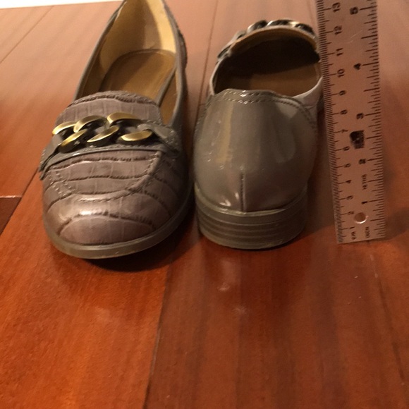 CIRCA Joan & David Loafer Croc Flats - Picture 13 of 16